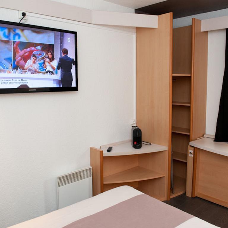 Egg Hotel Gonesse Гонес Экстерьер фото
